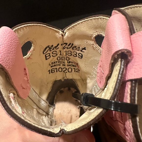 Oldwest Leather Boots - Picture 2 of 4